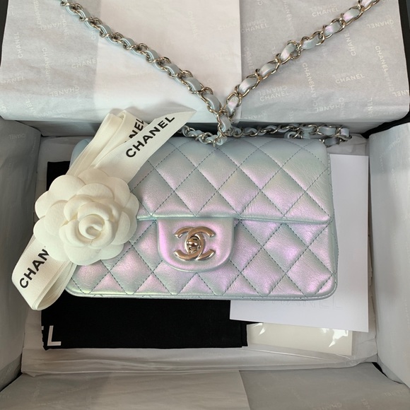 21K CHANEL Classic Mini Flap Bag Iridescent  Blue - Picture 3 of 10